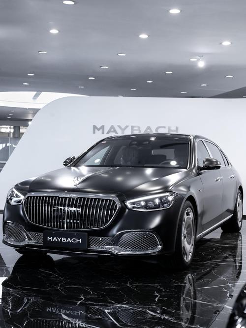 成都124岚图汽车的售后服务让用户无忧出行，迈巴赫未来的豪华车趋势